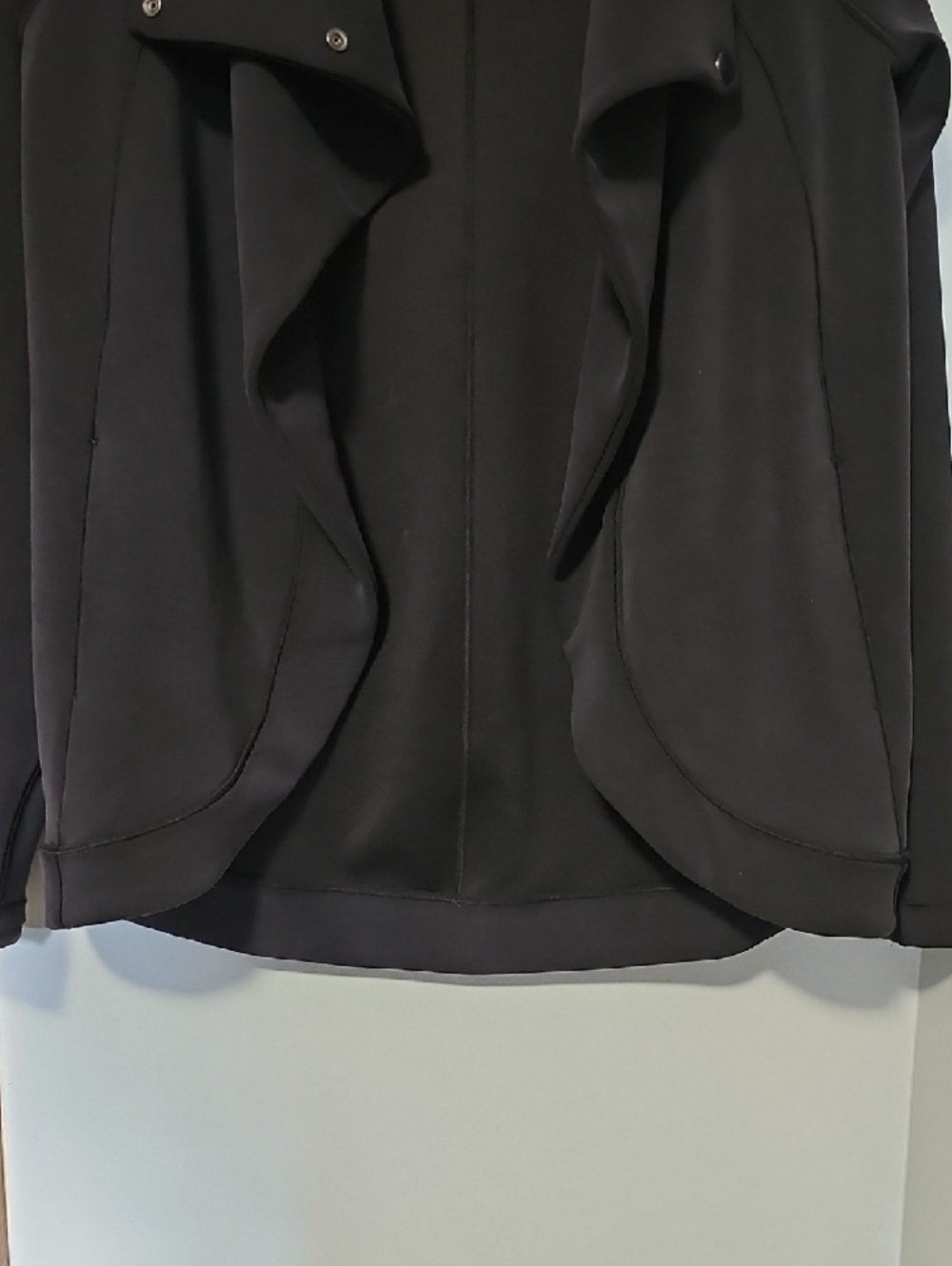 lululemon Rulu Rally Wrap Jacket - Picture 3 of 11